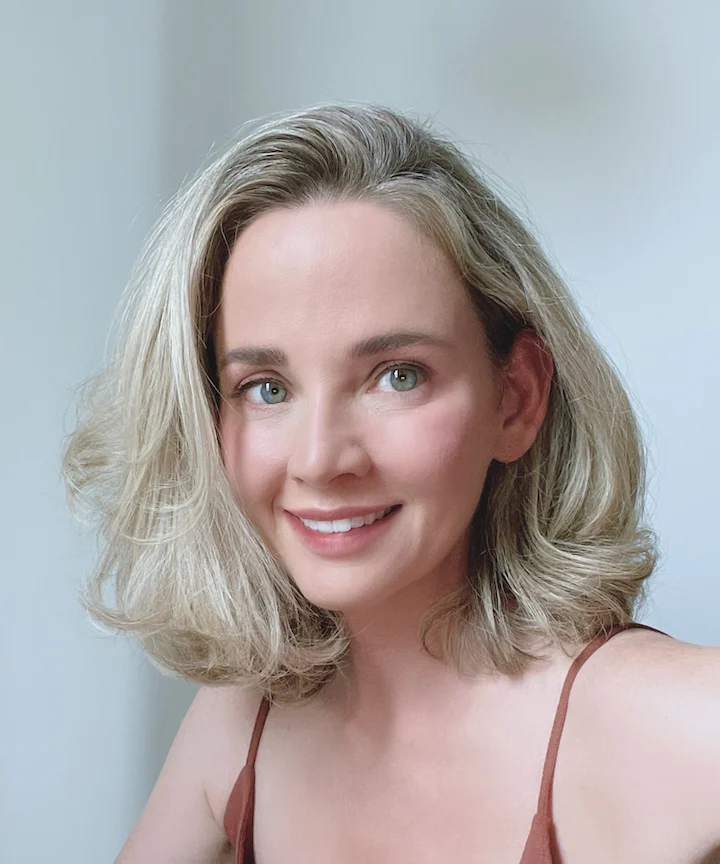 leah dummy-profile-pic-male